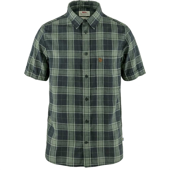 Fjällräven Övik Travel Shirt SS M - Herreskjorte - Dark Navy-Patina Green